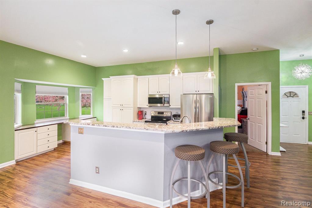 4251 E Rolston Road, Linden, MI 48451 — Photo 9