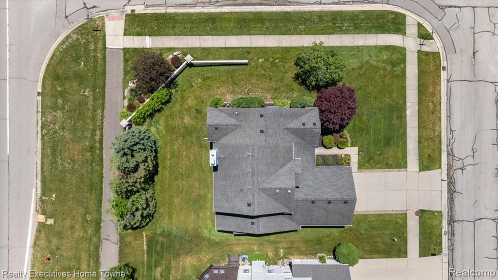 899 Hathaway Dr Drive, Auburn Hills, MI 48326 — Photo 7
