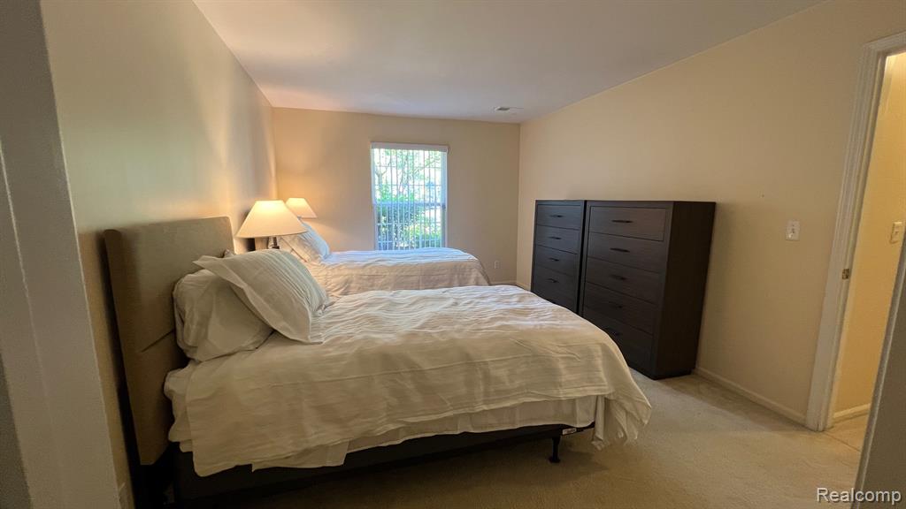 5346 Brookemonte Circle, Rochester, MI 48306 — Photo 11