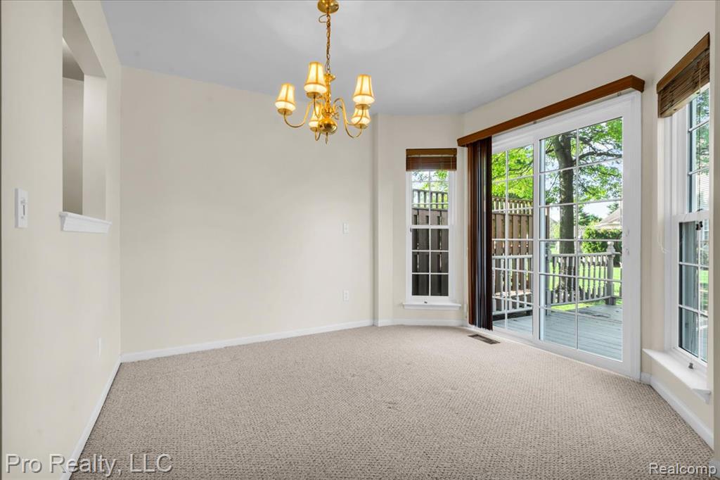 4000 Hunters Circle E, 137, Canton, MI 48188 — Photo 14