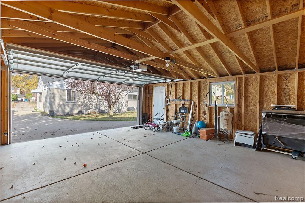 922 Canterbury Drive, Madison Heights, MI 48071 — Photo 40