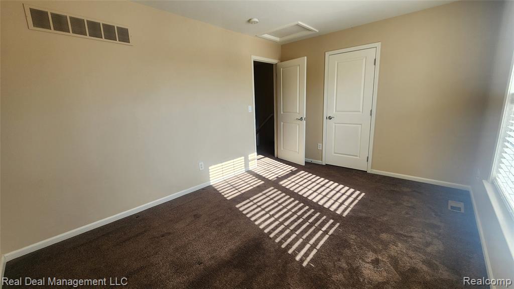 6146 Lone Oak Circle, Grand Blanc, MI 48439 — Photo 22
