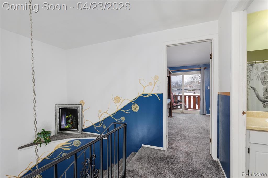 8114 Clay Court, Sterling Heights, MI 48313 — Photo 16