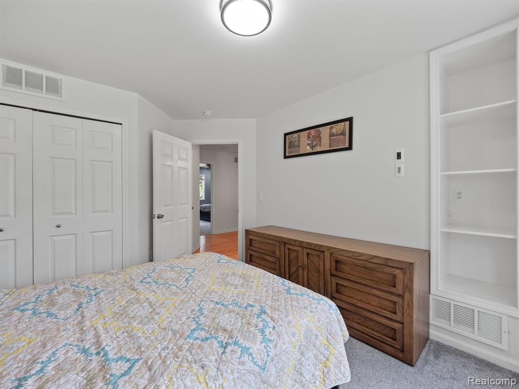 47210 CONDOR Avenue, Shelby Twp, MI 48317 — Photo 24