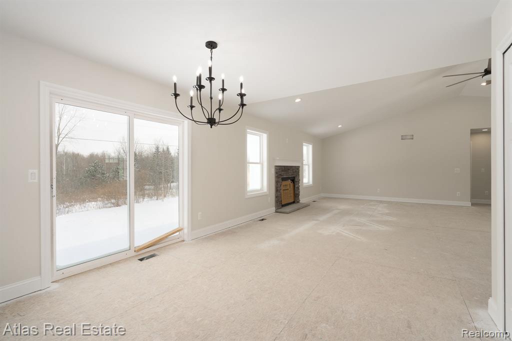 11289 Green Road, Goodrich Vlg, MI — Photo 29