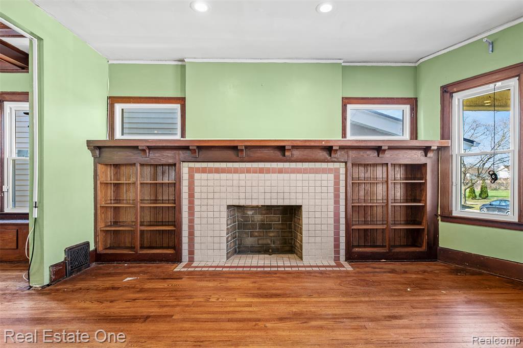 2965 FISCHER Street, Detroit, MI 48214 — Photo 7
