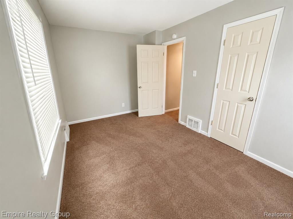7815 Artesian Street, Detroit, MI 48228 — Photo 10