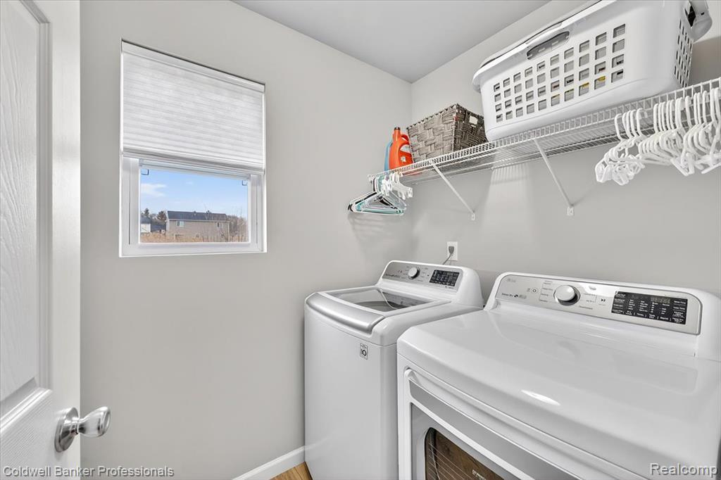 7047 Wildflower Court, Grand Blanc, MI 48439 — Photo 18