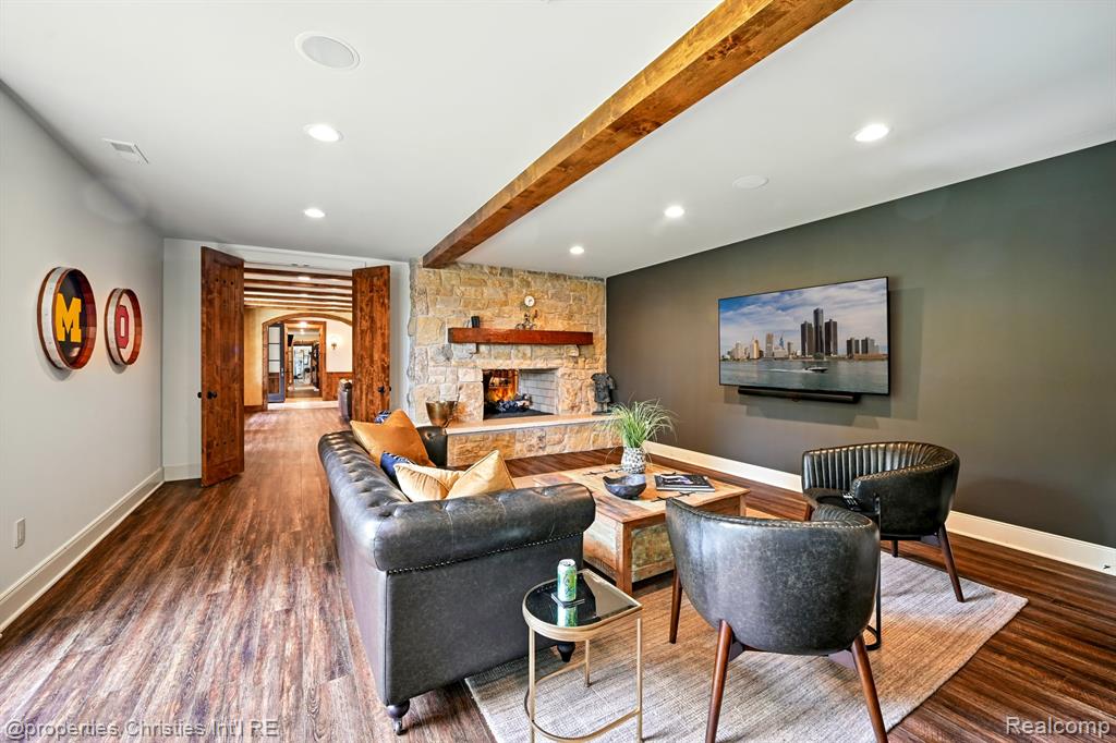 47765 Bellagio Drive, Northville, MI 48167 — Photo 58
