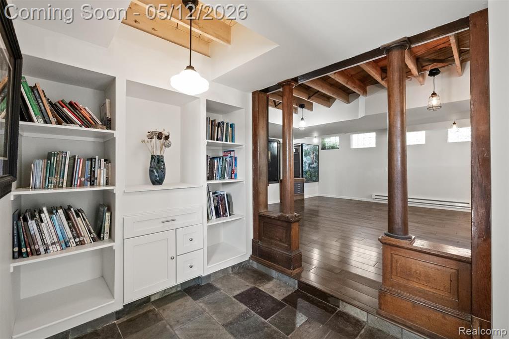 6390 Commerce Road, West Bloomfield, MI 48324 — Photo 40