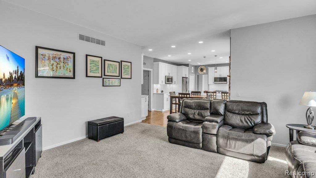 46743 Crosswick Drive, Canton, MI 48187 — Photo 26