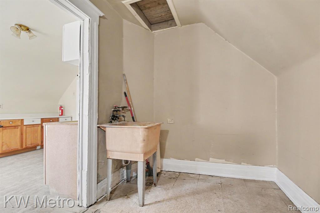 6345 Whitehead Street, Detroit, MI 48210 — Photo 20