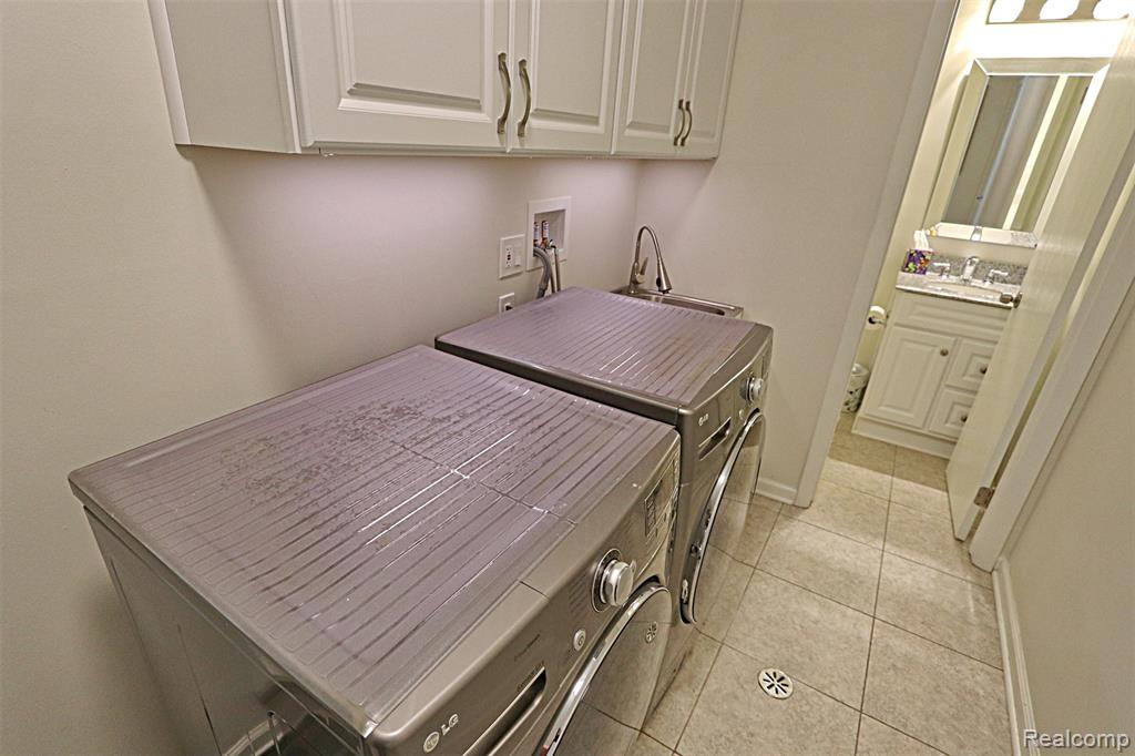 6198 Raintree Drive, Canton, MI 48187 — Photo 9