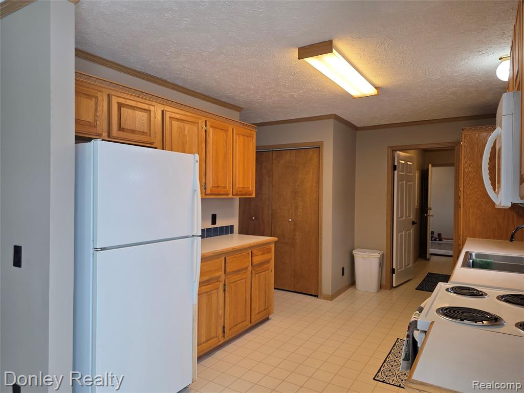 3270 Galbraith Line Road, Brown, MI 48416 — Photo 7