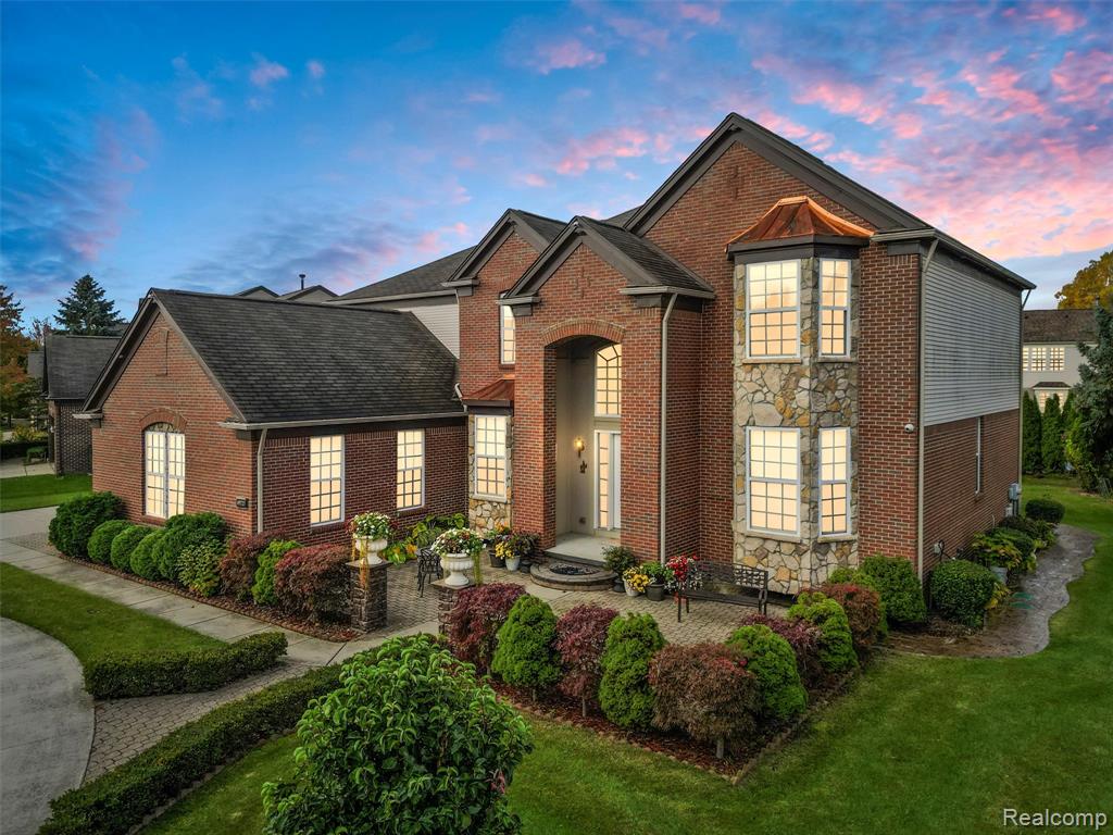 49727 E Central Park, Shelby Twp, MI 48317 — Photo 2