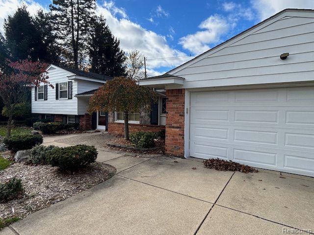 7142 CATHEDRAL Drive, Bloomfield Hills, MI 48301 — Photo 3