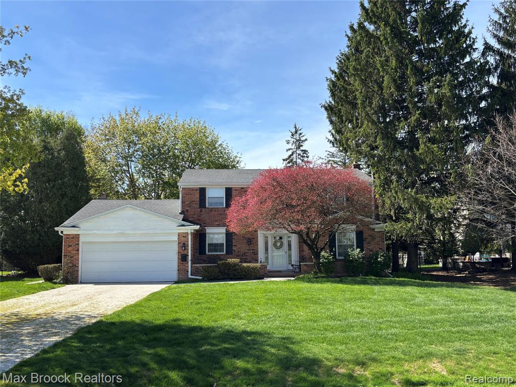 19075 Saxon Drive, Beverly Hills, MI 48025 — front exterior