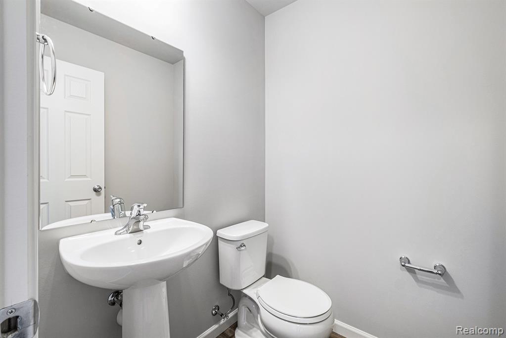 114 Forest Way, Davisburg, MI 48350 — Photo 10