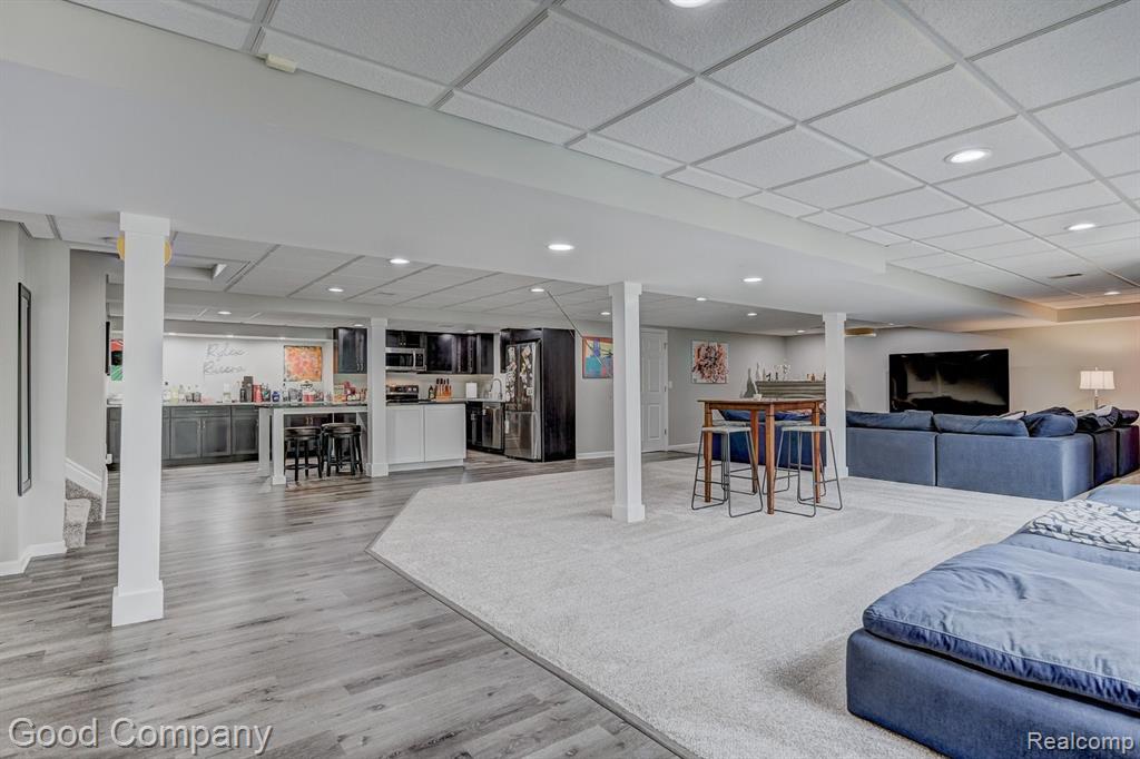 55195 WHITNEY Drive, Shelby Twp, MI 48315 — Photo 48