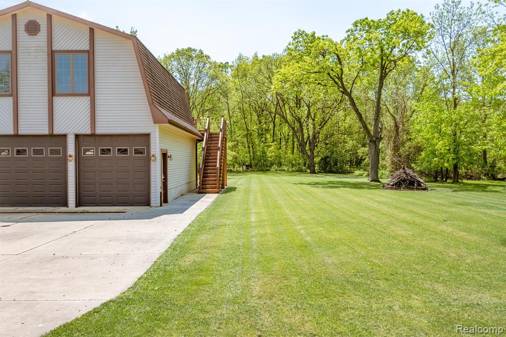 4133 LAHRING Road, Linden, MI 48451 — Photo 37