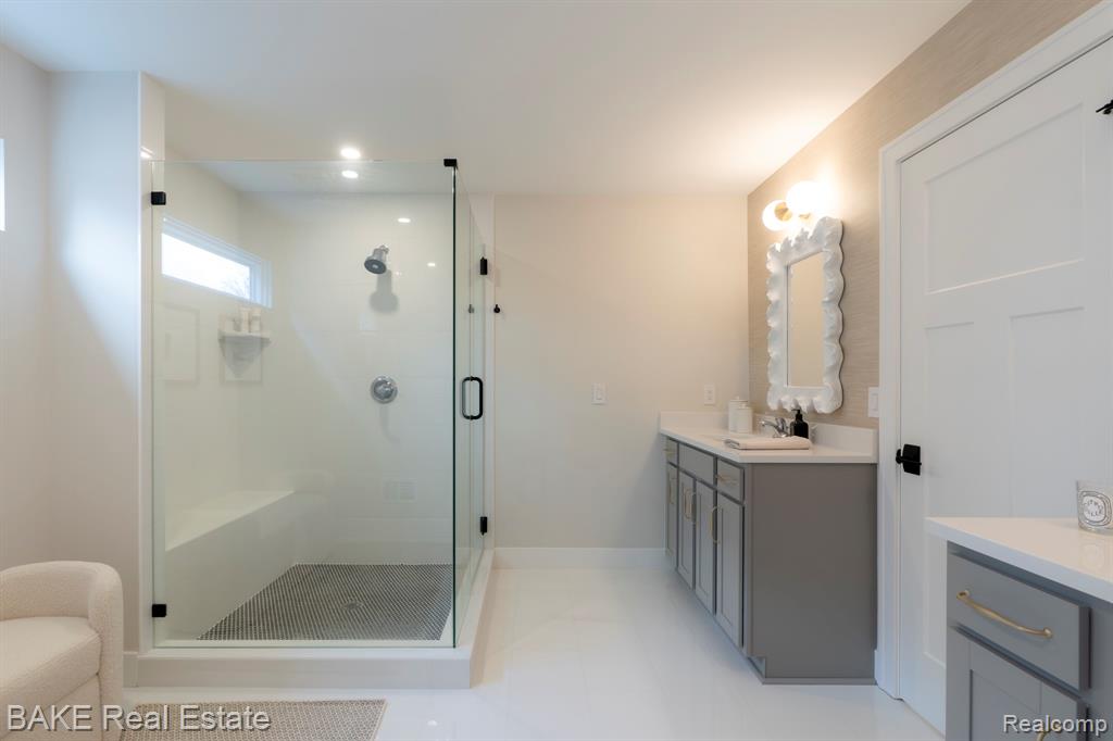 205 Mountain View Lane, Milford, MI 48381 — Photo 30