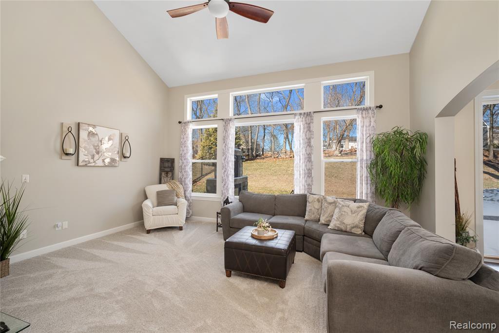 529 Napa Valley Drive, Milford, MI 48381 — Photo 11