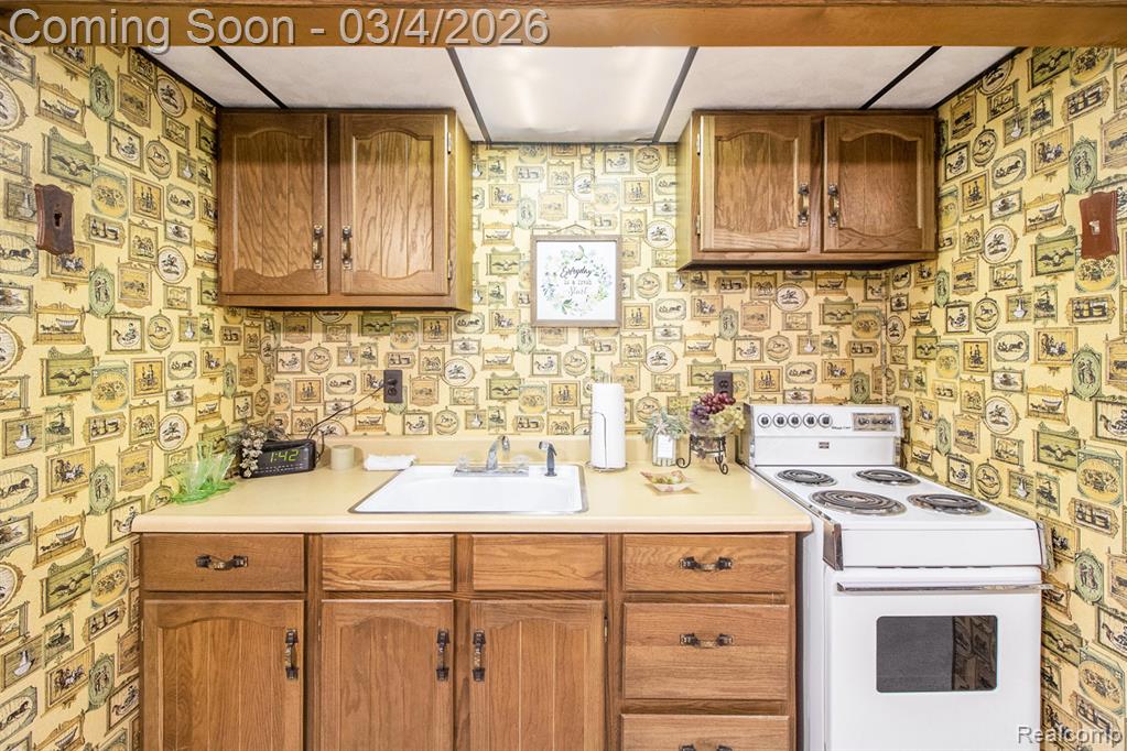 5794 Shetland Way, Waterford, MI 48327 — Photo 20