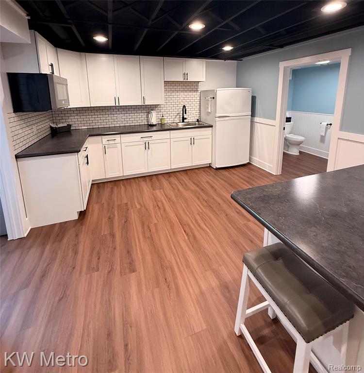 2949 E Hillside Drive, Midland, MI 48640 — Photo 32