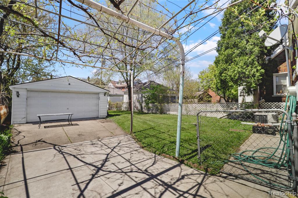 5003 Maple Street, Dearborn, MI 48126 — Photo 34