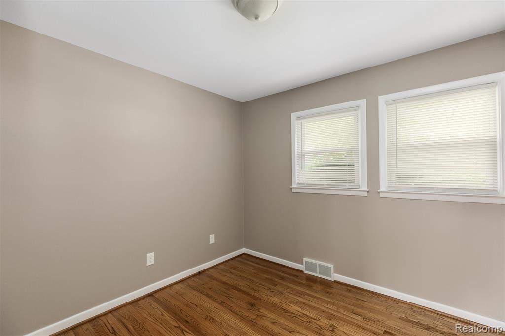 4410 Rosewold Avenue, Royal Oak, MI 48073 — Photo 13
