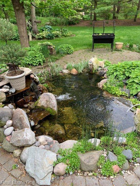 9316 LAKEBLUFF Drive, Clarkston, MI 48348 — Photo 98
