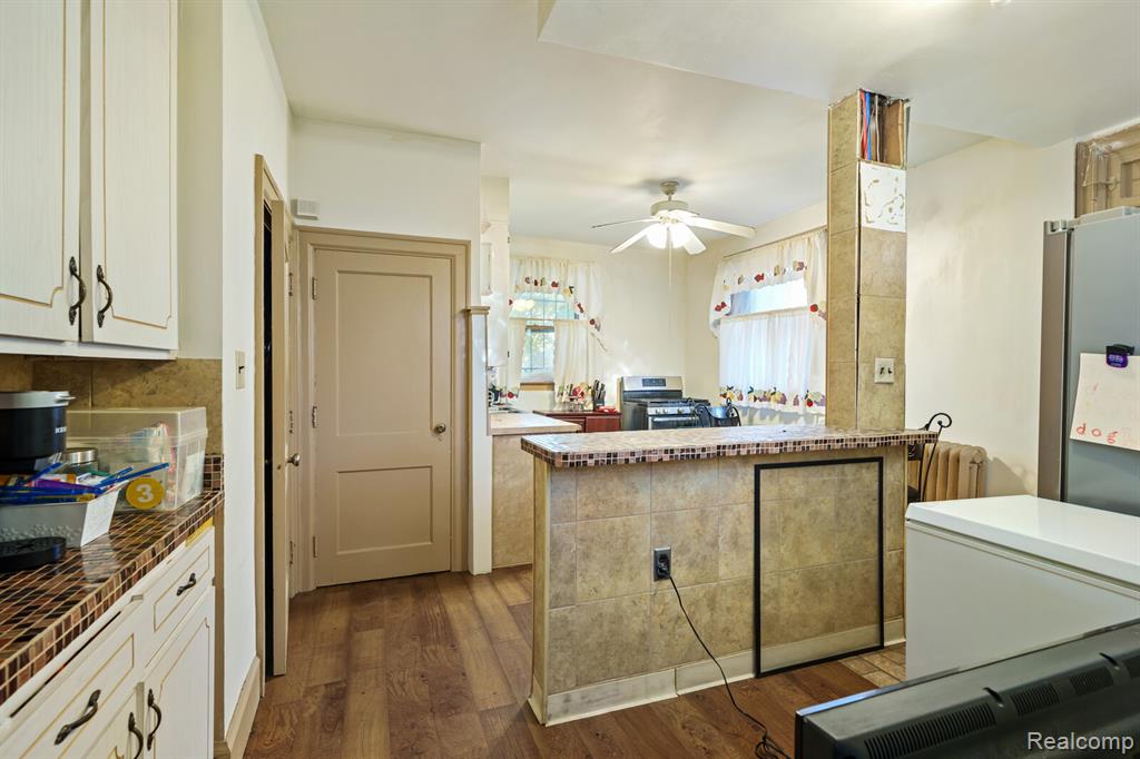1135 Chicago Boulevard, Detroit, MI 48202 — Photo 19