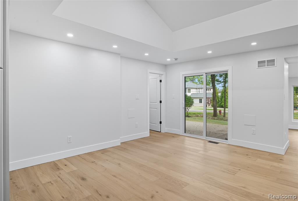 5190 Westcombe Lane, West Bloomfield, MI 48324 — Photo 19
