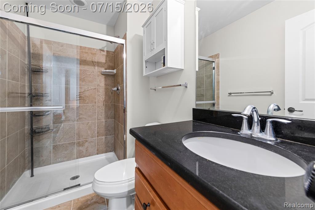 4616 Bradley Circle, Troy, MI 48085 — Photo 17