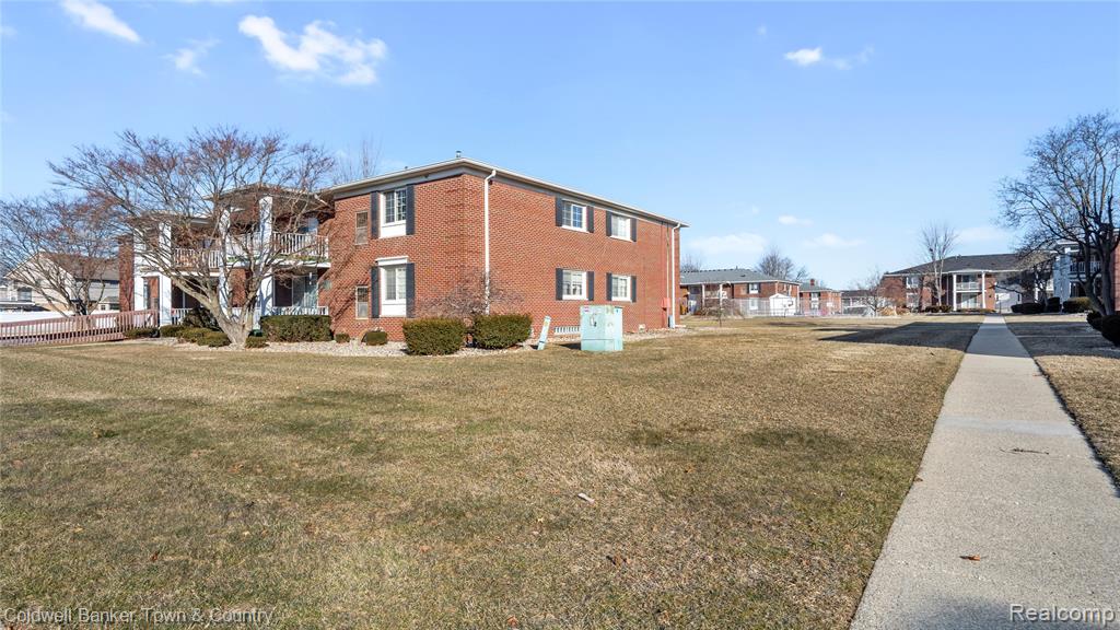 1744 Harrison Avenue, C-5, Trenton, MI 48183 — Photo 2