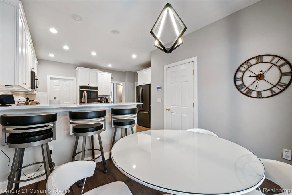 26024 Island Lake Drive, Novi, MI — Photo 28
