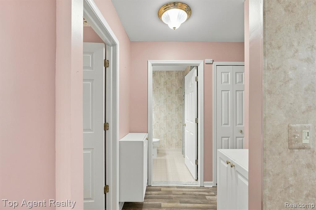 48659 Sundance Court, Utica, MI 48315 — Photo 15