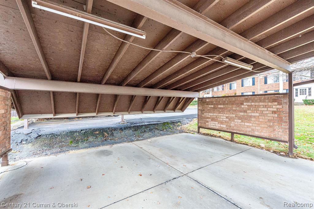 1745 WICKHAM Street, Royal Oak, MI 48073 — Photo 23