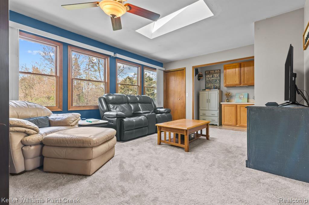 7466 LINDRATH, Washington, MI — Photo 18
