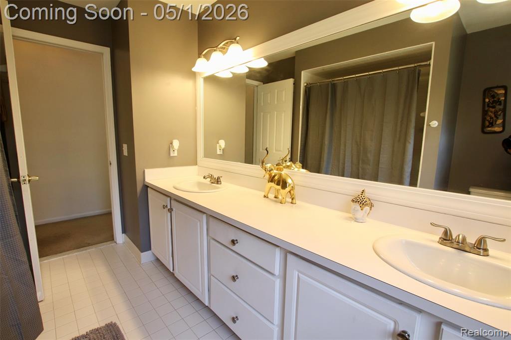 2757 N Tipsico Lake Road, Hartland, MI 48353 — Photo 32