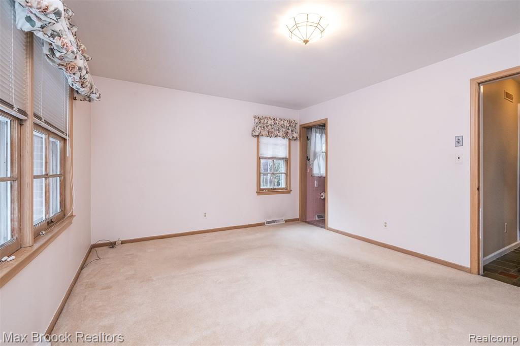 138 S Cranbrook Cross Road, Bloomfield Hills, MI 48301 — Photo 15