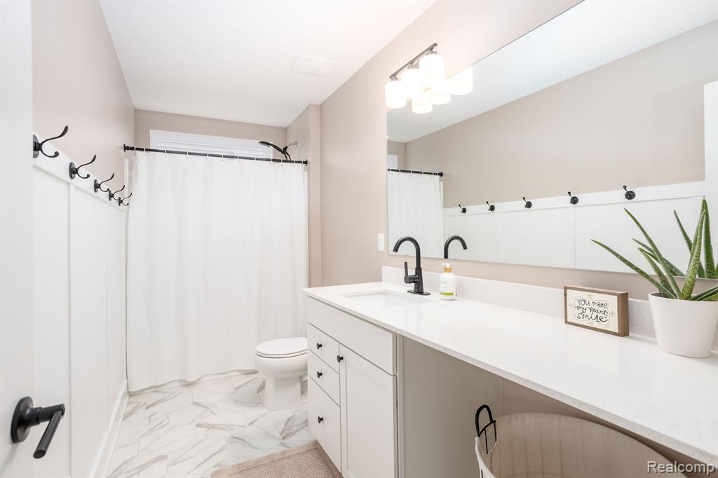 58790 SELLA Drive, South Lyon, MI 48178 — Photo 24