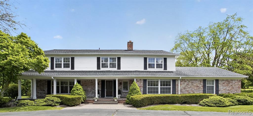 5447 Lahser Road, Bloomfield Hills, MI 48304 — front exterior