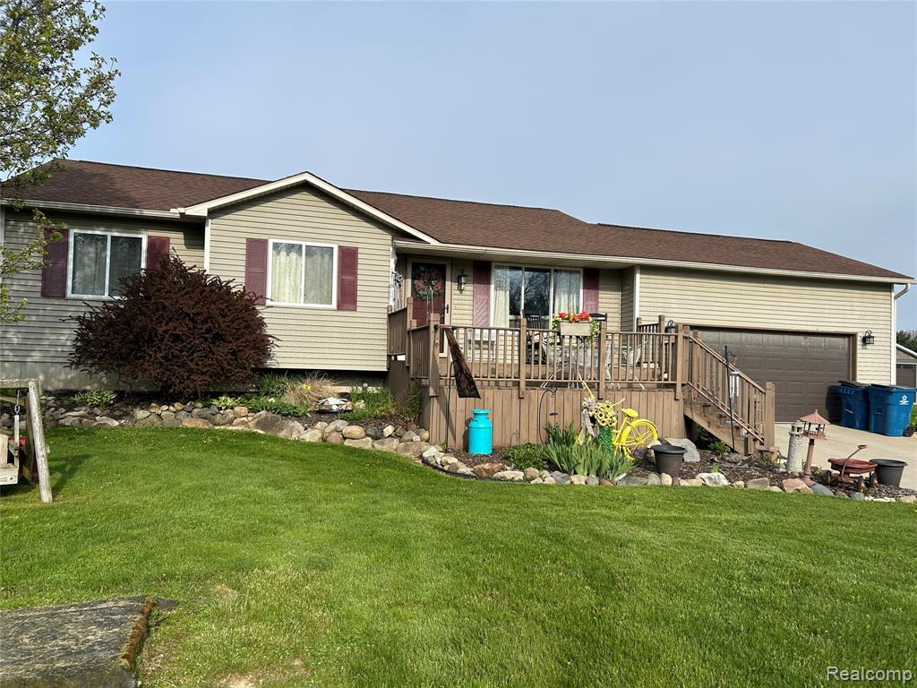 10150 Sharp Road, Swartz Creek, MI 48473 — Photo 2