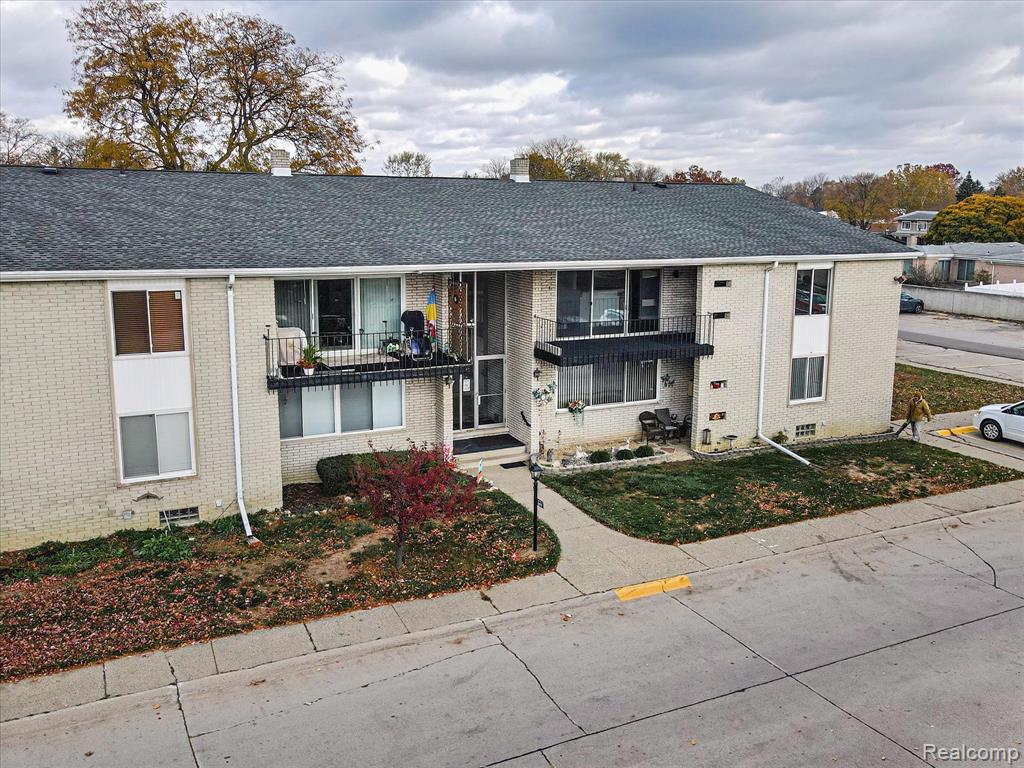 8497 Kennedy Circle, 7, Warren, MI 48093 — Photo 5