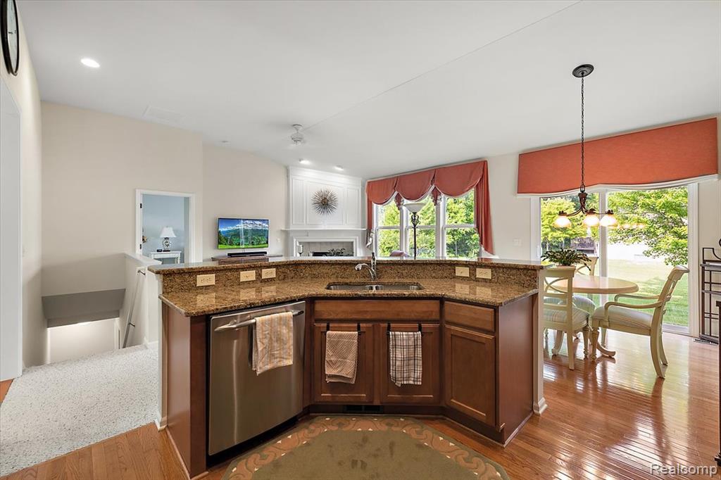 49676 Broadacre Drive, 63, Macomb, MI 48042 — Photo 14