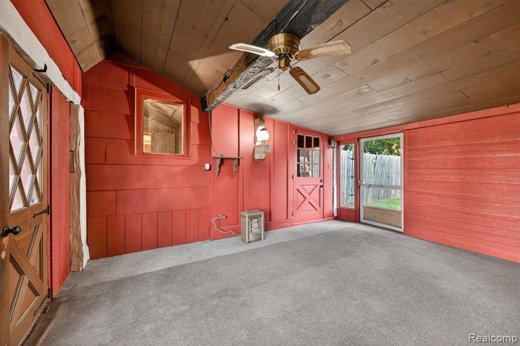 864 Hogsback Road, Mason, MI 48854 — Photo 18