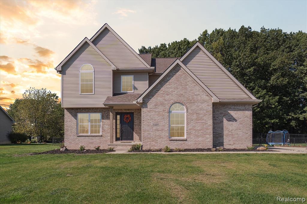 5437 Mustang Drive, Newport, MI 48166 — front exterior