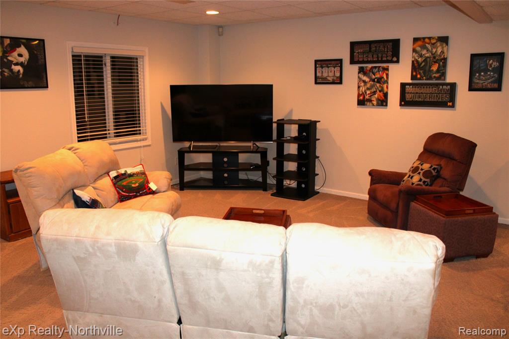 47671 Stratford Drive, Canton, MI 48187 — Photo 29
