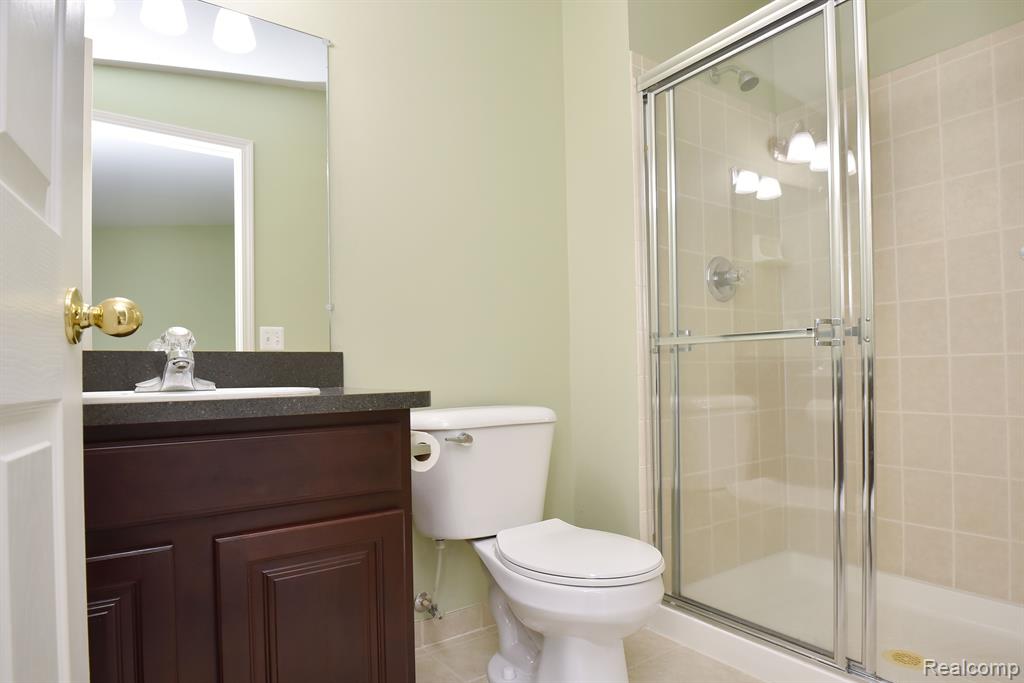 751 PAINT CREEK Drive, Troy, MI 48085 — Photo 23